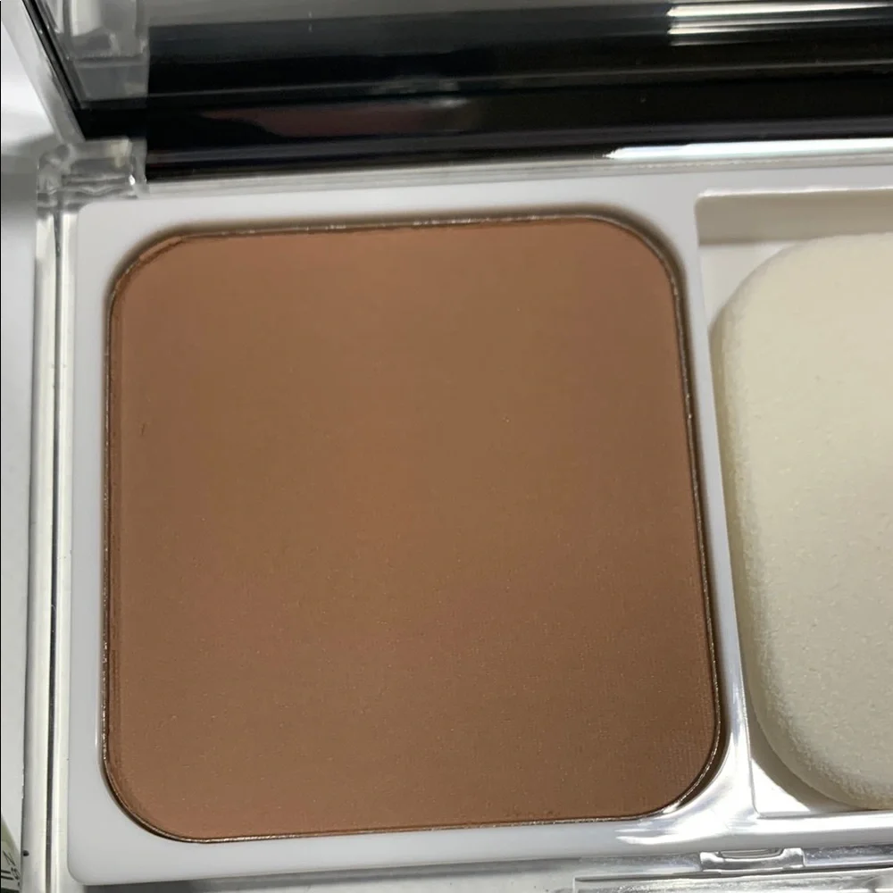 Clinique Acne‎ Solutions Powder Makeup - Sand Shade M-1